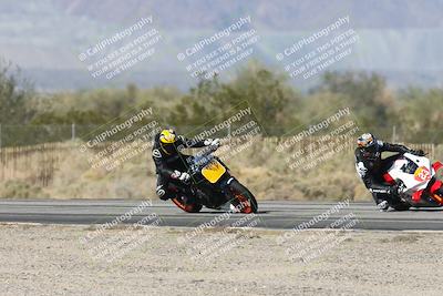 media/Dec-01-2025-Moto Forza (Mon) [[2daa91e15f]]/1-Advanced Group/Session 3 (Turn 3)/